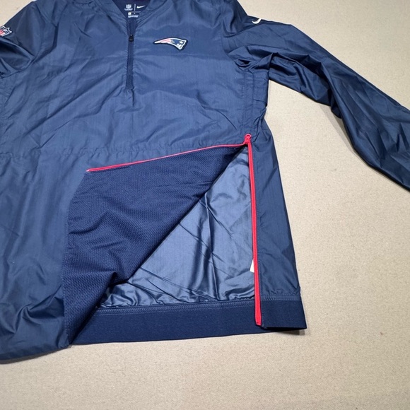Nike NFL New England Patriots Onfield Apparel Navy Windbreaker - Picture 6 of 10